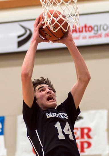 <who>Photo Credit: Wilson Wong </who>Fynn McCarthy led George Elliot Coyotes with 34 points.