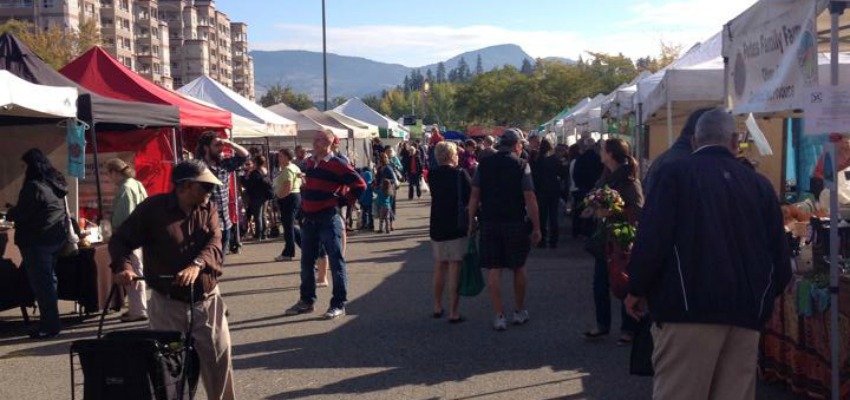 <who> Kelowna Farmers Market/ Facebook </who> The outdoor farmer's market in Kelowna. 