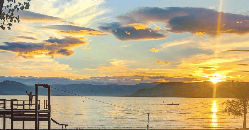 PHOTOS: Okanagan gets 1 last scorcher of a winter sunset