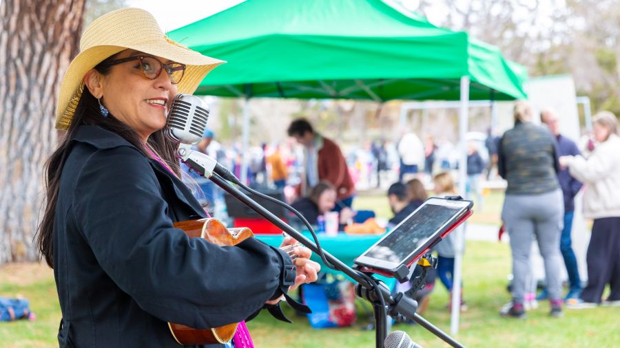 <who>Photo Credit: NowMedia/Gord Goble</who> Easter in Naramata 2023
