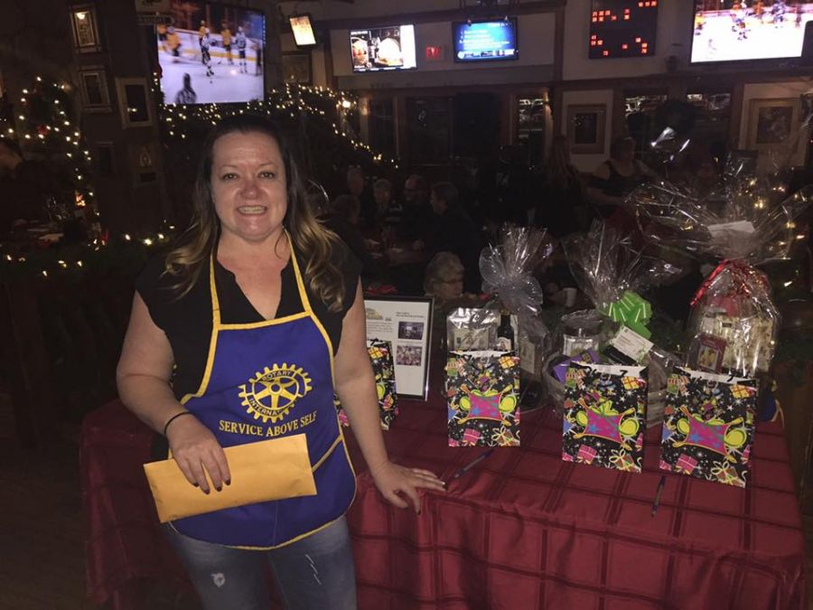 <who>Photo Credit: Facebook Starfish Pack Penticton </who>Tracy Van Raes, chair of Rotary Penticton's Starfish Pack program, invites everyone to a fundraiser at the Barley Mill Pub on Nov. 22.