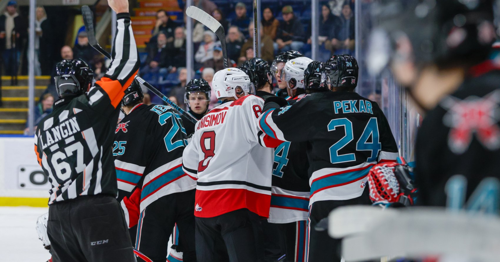 Highlights: Rockets doubled up by Cougars in final home game before Christmas