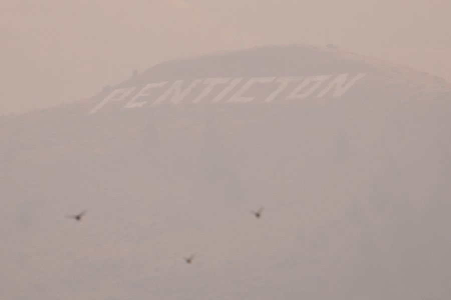<who> Photo credit: NowMedia </who> The sky in Penticton this morning.
