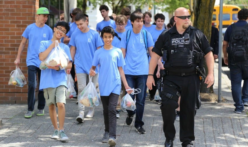 BCN Summer Camp - Feeding the Homeless