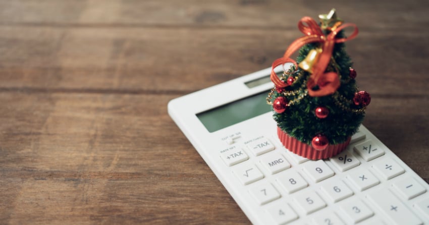 How to Avoid Overspending This Season