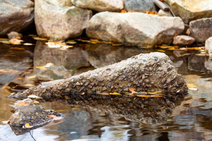 <who>Photo Credit: NowMedia/Gord Goble</who> Hunks of dislodged flume
