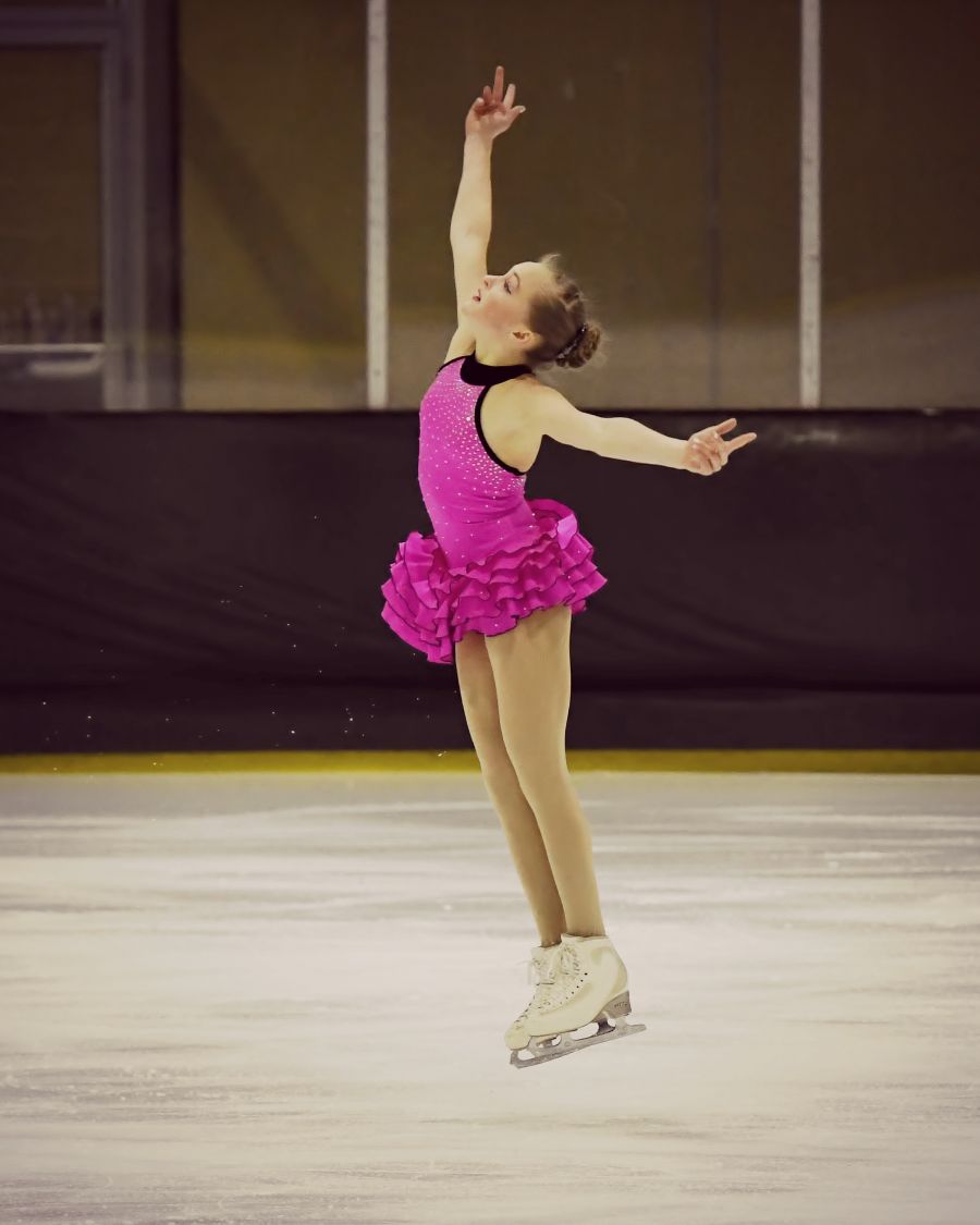 <who> Photo Credit: Kevin Davies AAA Photography </who> Emily Sales skates to a gold finish for KSC.