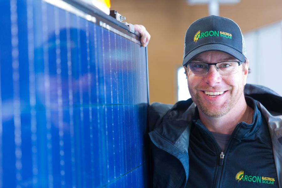 <who>Photo Credit: NowMedia</who> John Kosinski with a high-efficiency solar panel