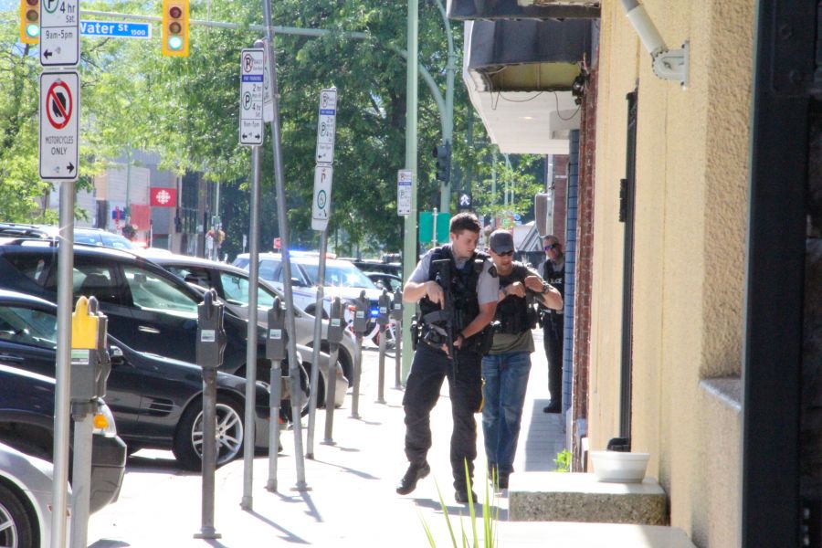 Suspect from 'brazen' 2018 armed robbery in downtown Kelowna arrested ...