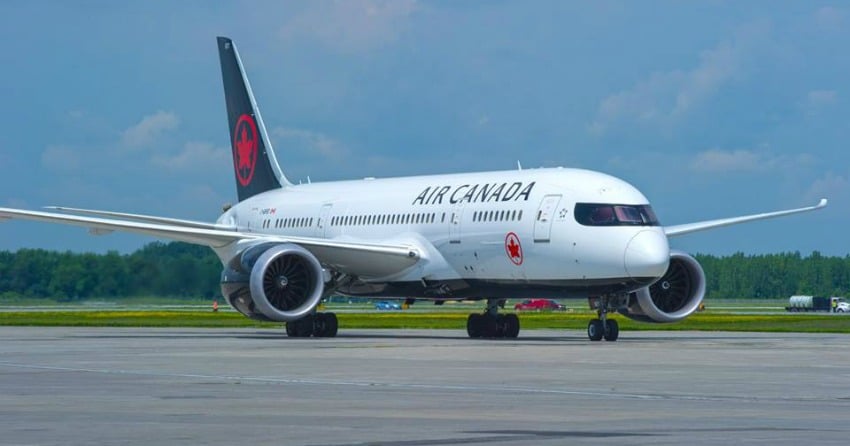 <who>Photo credit: Air Canada</who>