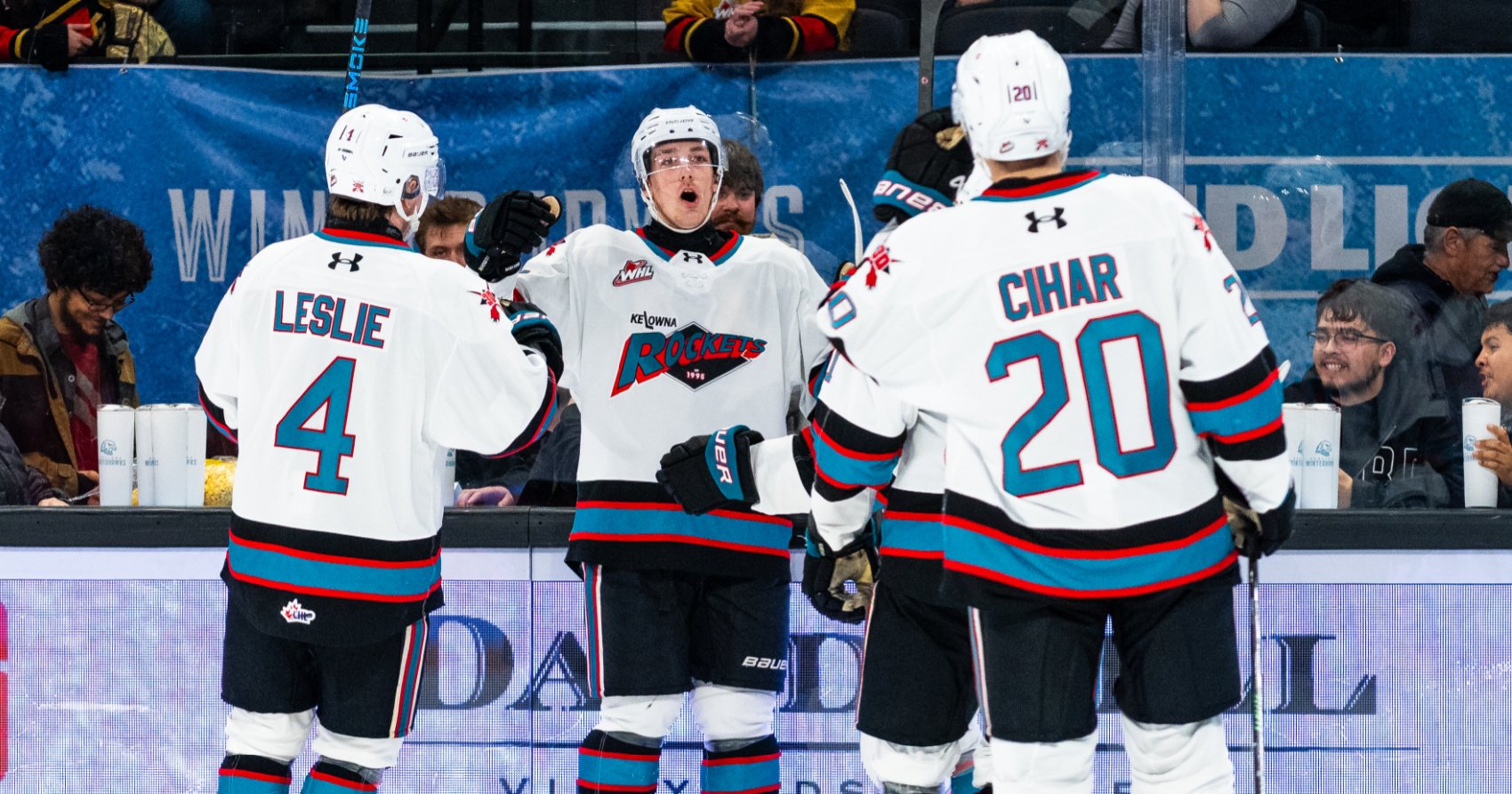 Highlights: Smith scores 4 goals as Rockets sweep weekend in Portland