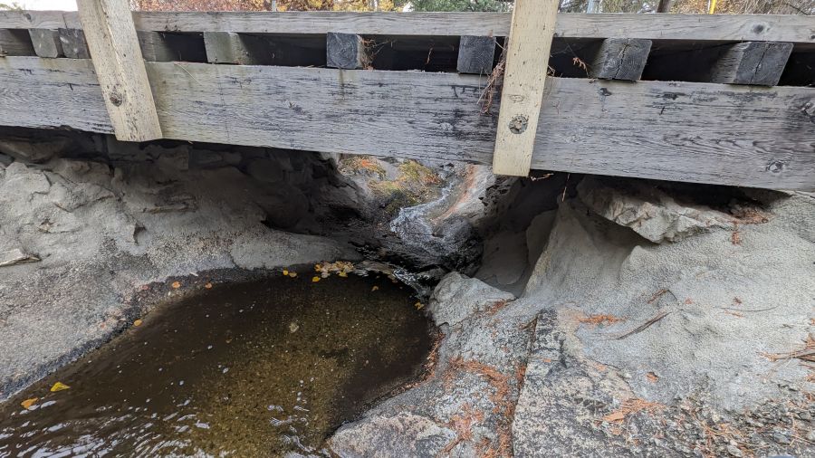<who>Photo Credit: NowMedia/Gord Goble</who> The view under the Indian Rock Bridge
