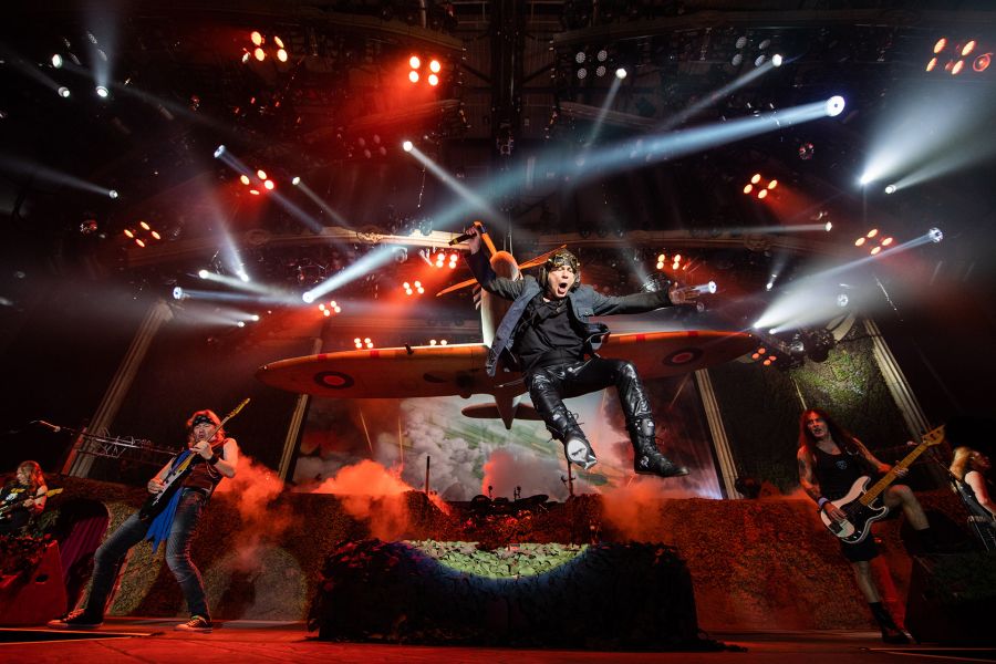<who>Photo credit: John McMurtrie/Iron Maiden Official Website</who>