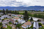BRIGHT 3-BEDROOM HOME NEAR LAKE AND WINERIES Photo