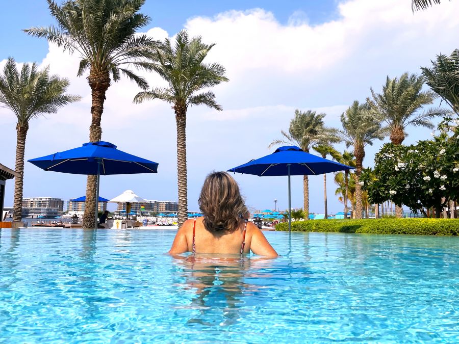 </who>The adults-only infinity pool at the Four Seasons Resort at Jumeirah Beach.