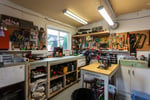 BRIGHT 3-BEDROOM HOME NEAR LAKE AND WINERIES Photo