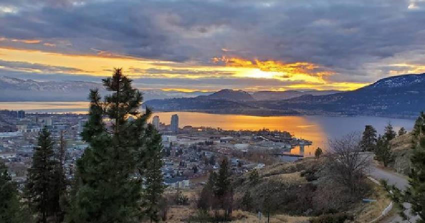 PHOTOS: Okanagan hit with another spectacular sunset