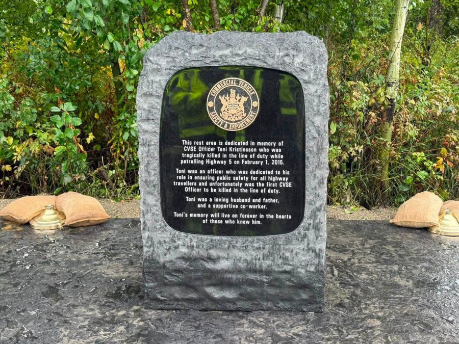 <who>Photo Credit: Kevin Gibson</who>Dedicated monument to fallen CVSE officer.