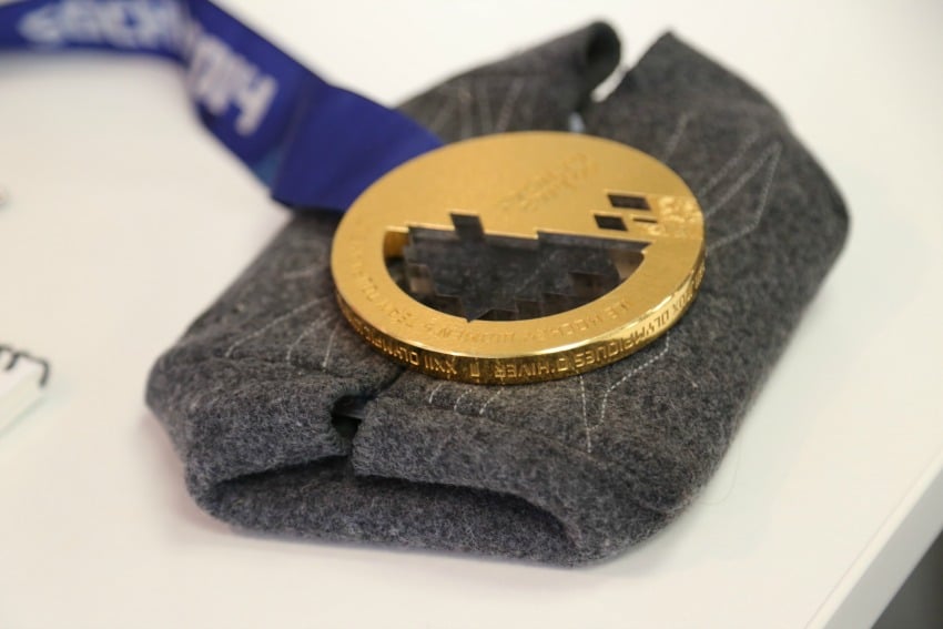 <who> Photo Credit: KelownaNow.com </who> Hayley Wickenheiser's gold medal from Sochi 