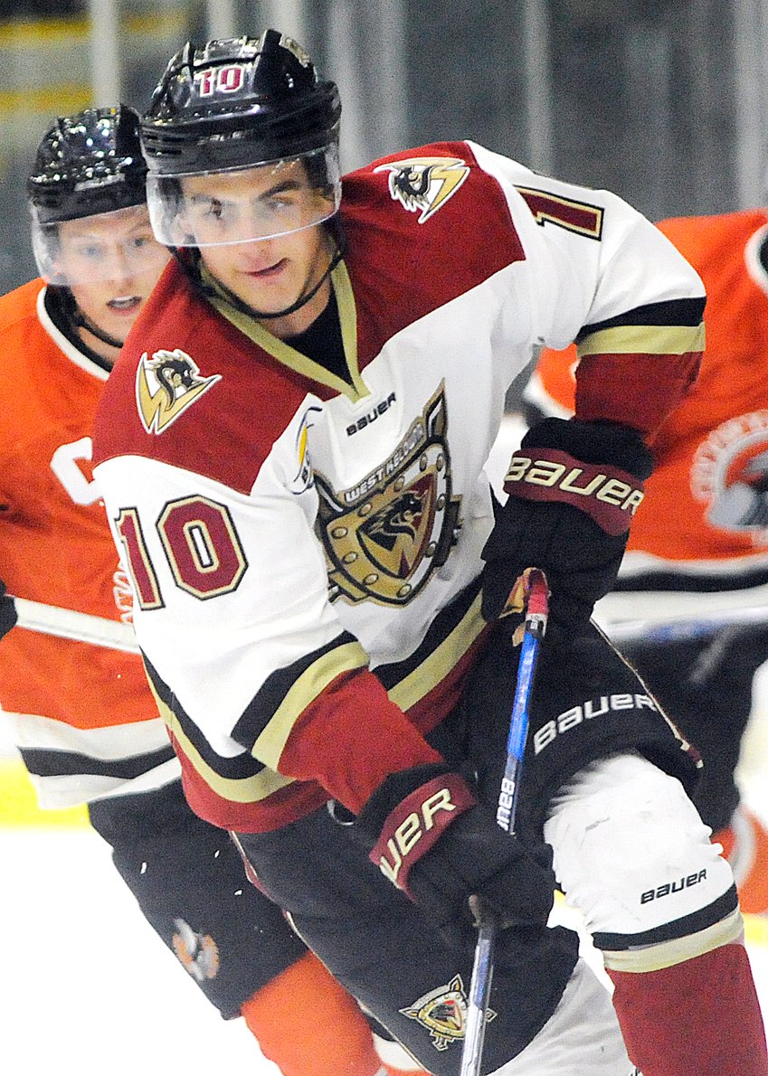 The Warriors' Max Bulawka helped set up both goals by linemate Matt Kowalski