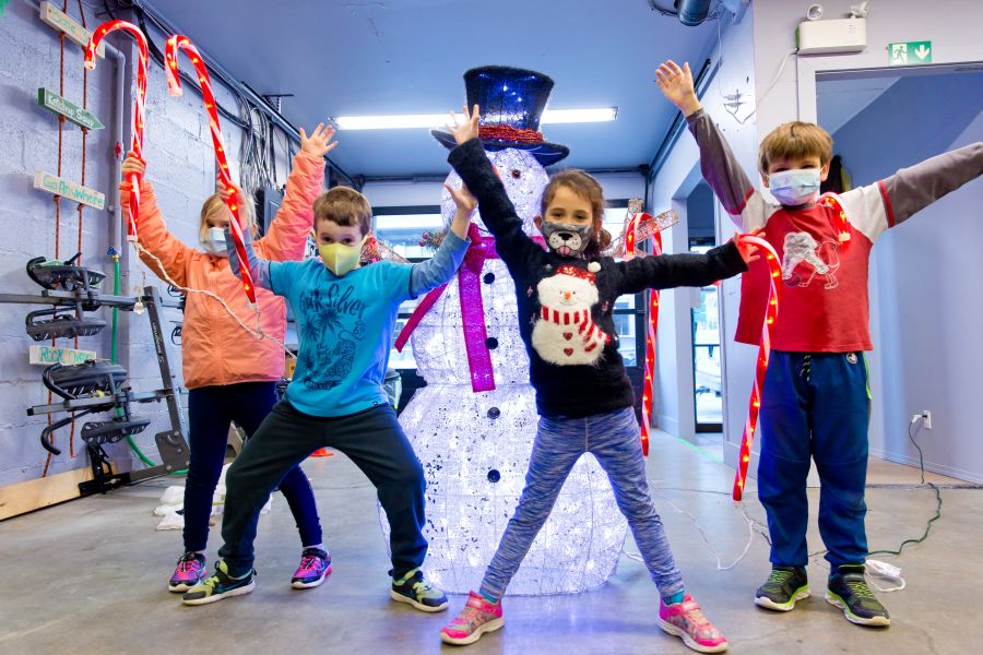 <who>Photo Credit: NowMedia</who> Kids at Hoodoo Adventures going crazy for Christmas