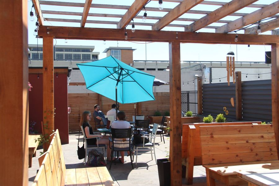 Kelowna's top rooftop patios to enjoy quality food and drinks in the sun