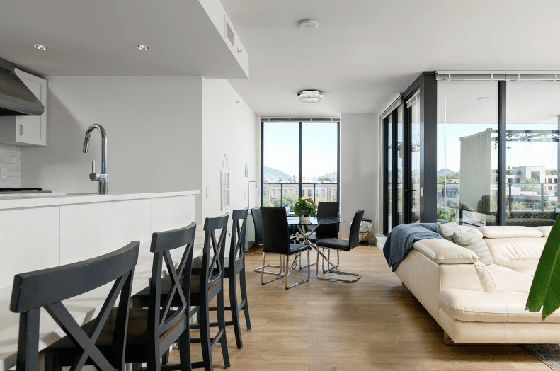 Feature Property: Large condo with massive outdoor living space in ...