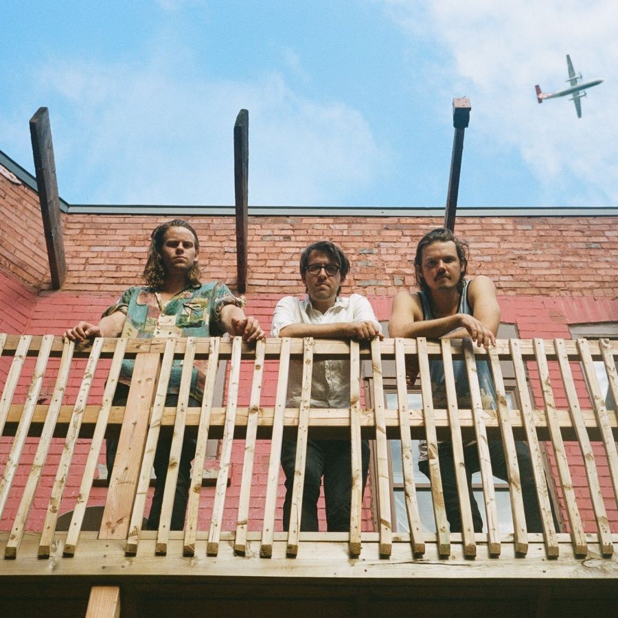 <who> Half Moon Run | Photo credit: @alexissevenier</who>