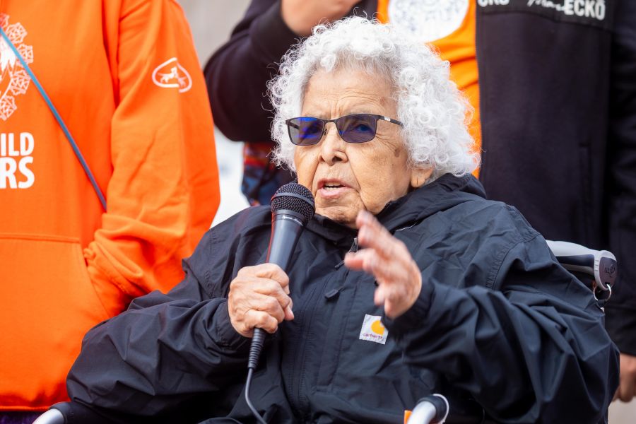 <who>Photo Credit: NowMedia/Gord Goble</who> Hazel Squakin