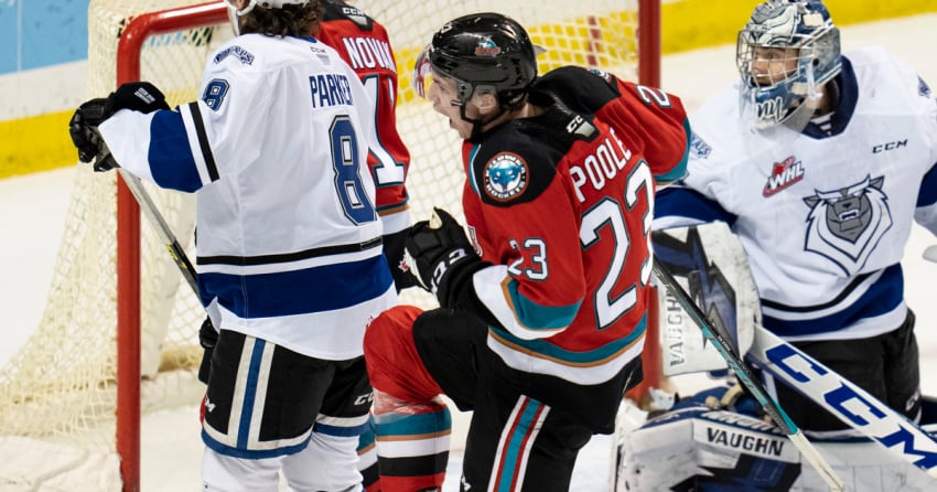 Rockets storm back in 3rd and beat Royals in shootout