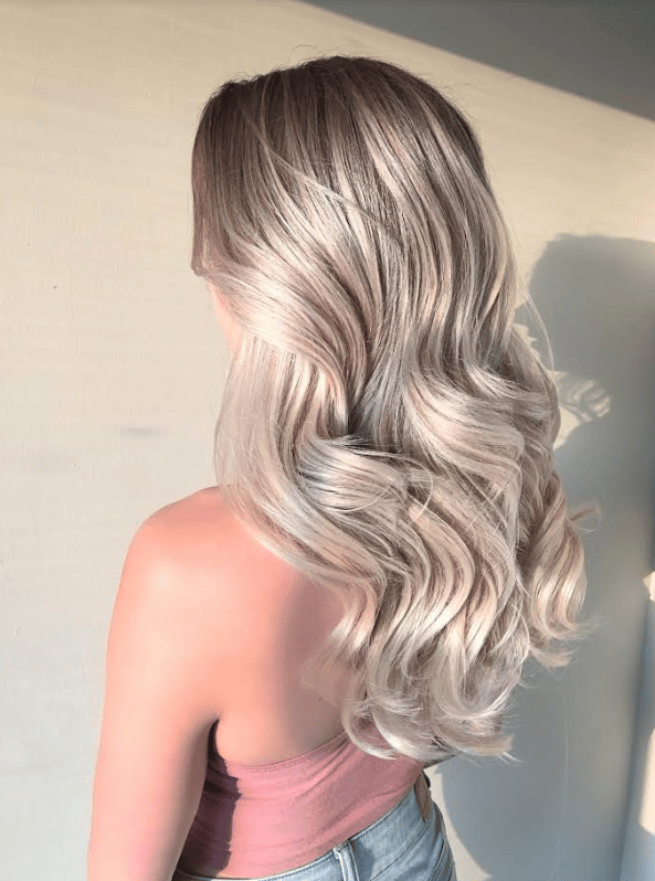 <who> Photo Credit: Hair by Amy Bennett