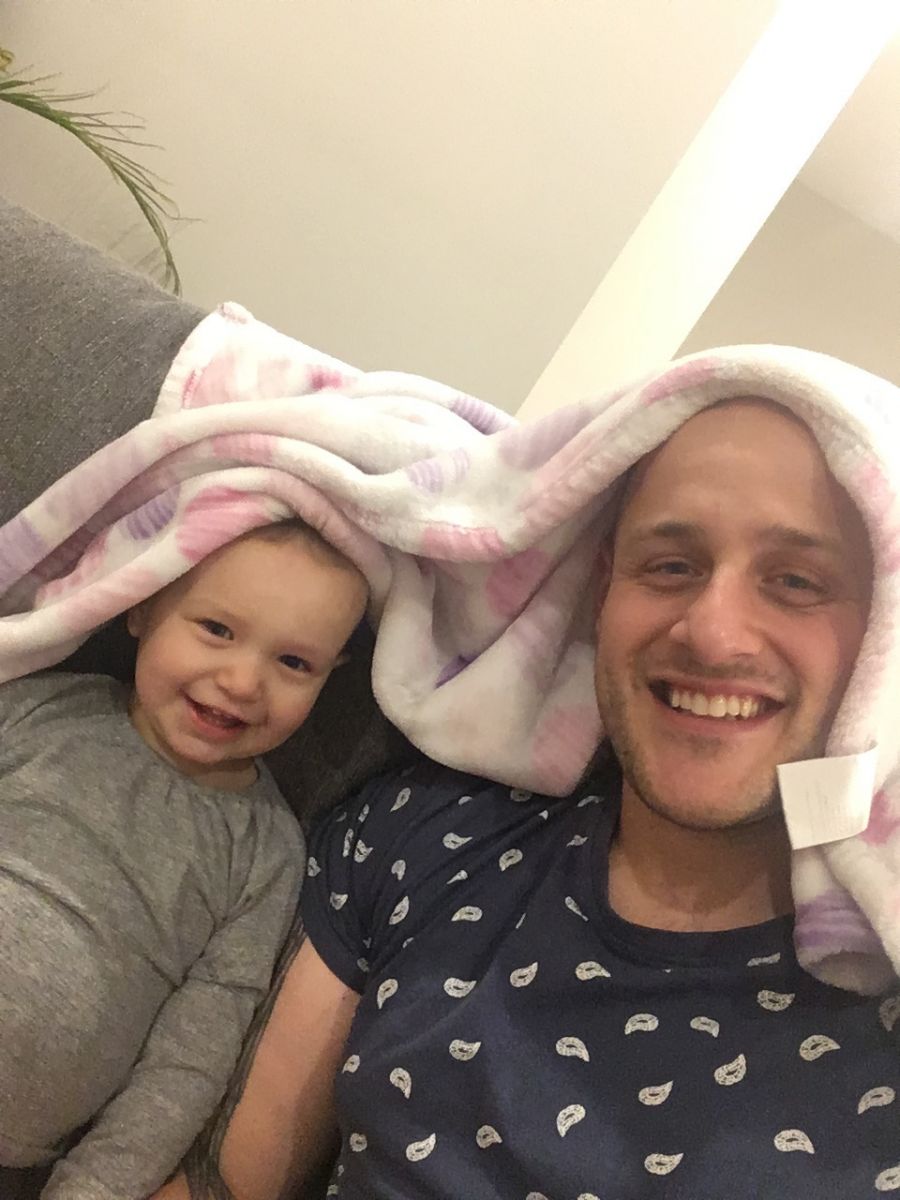 <who> Photo Credit: Sam Elliott