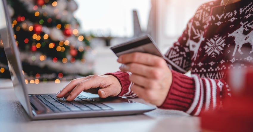 How to survive the holidays financially: your guide to holiday spending
