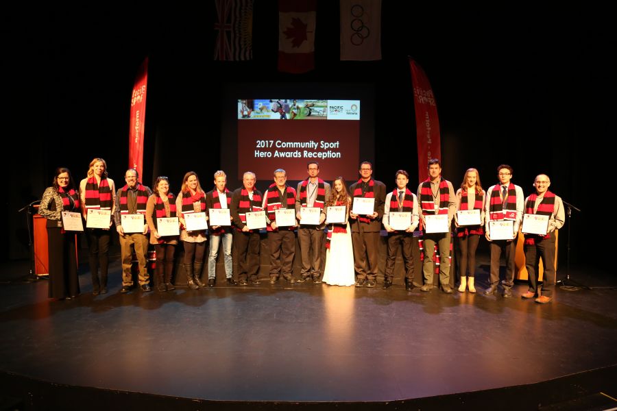<who>Photo Credit: Mark of Distinction</who>The 10 athletes that were honoured.