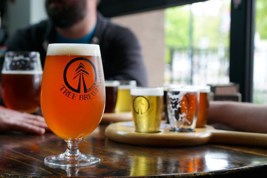 <who>Image courtesy of tourismkelowna.com – BC Ale Trail </who>