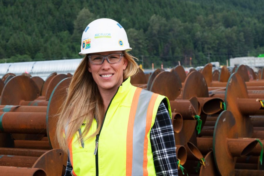 <who>Photo credit: LNG Canada