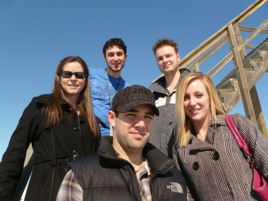 </who>Lisa Erven, at far left wearing sunglasses, is a meteorologist with Environment Canada.