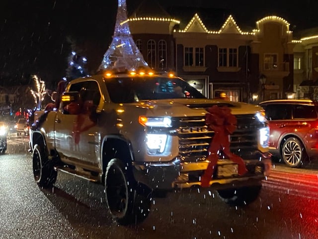 <who>Photo Credit: Contributed</who>Kettle Valley Santa Parade