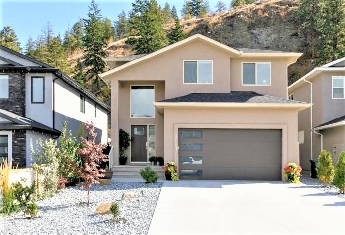 </who>This five-bedroom, three-bathroom, 3,000-square-foot home on Riesling Way in West Kelowna is listed for sale for $998,900, which is close to the new record-high average selling price of $1.05 million for a typical single-family home in the Central Okanagan.