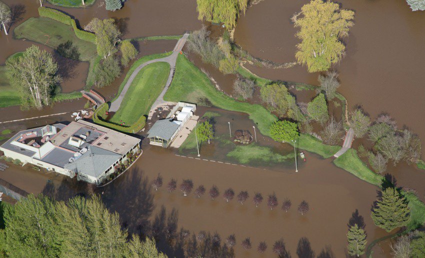 <who>Photo Credit: KelownaNow</who> Shadow Ridge Golf Course