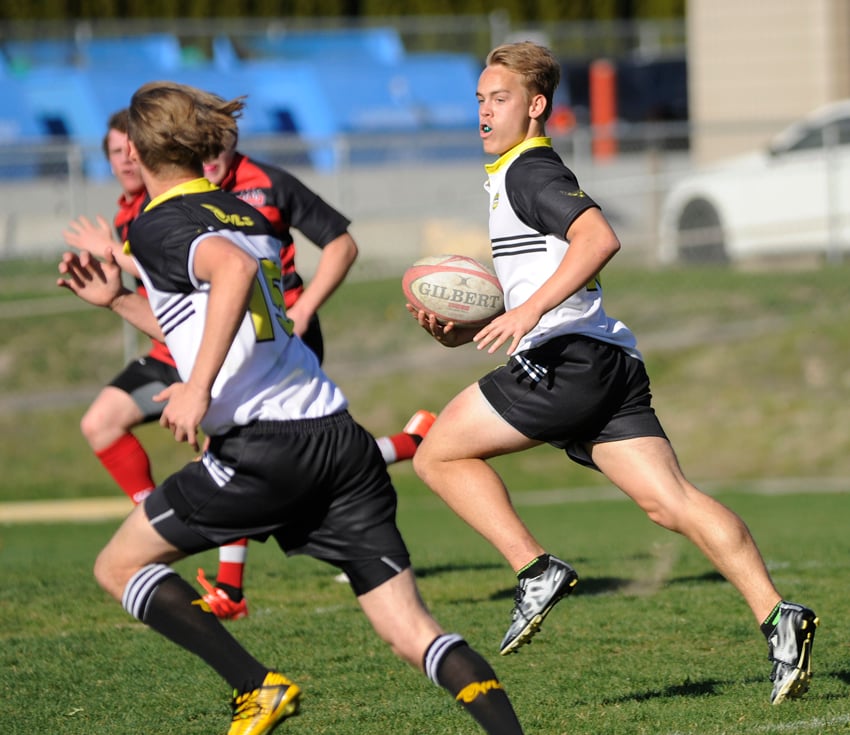 Rugby Owls aim to climb from No. 11 provincial ranking