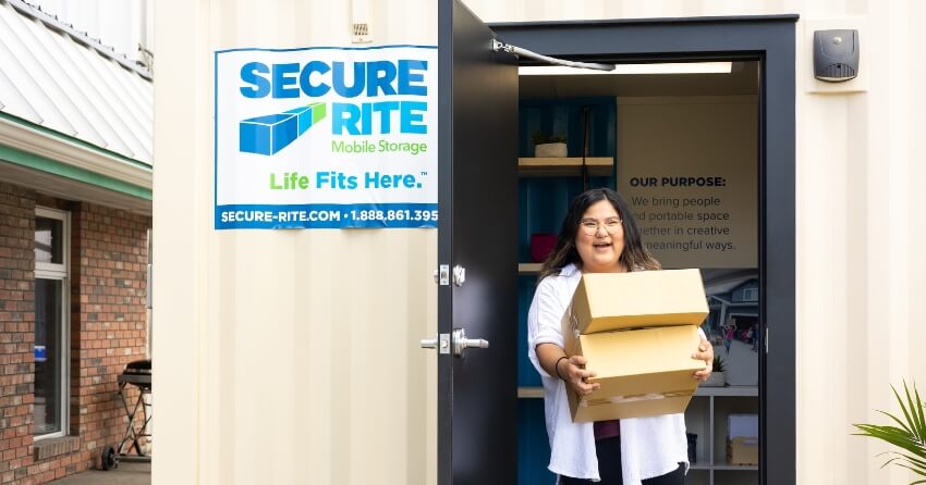 <who>Photo Credit: Secure-Rite Mobile Storage, Packing with a shipping container