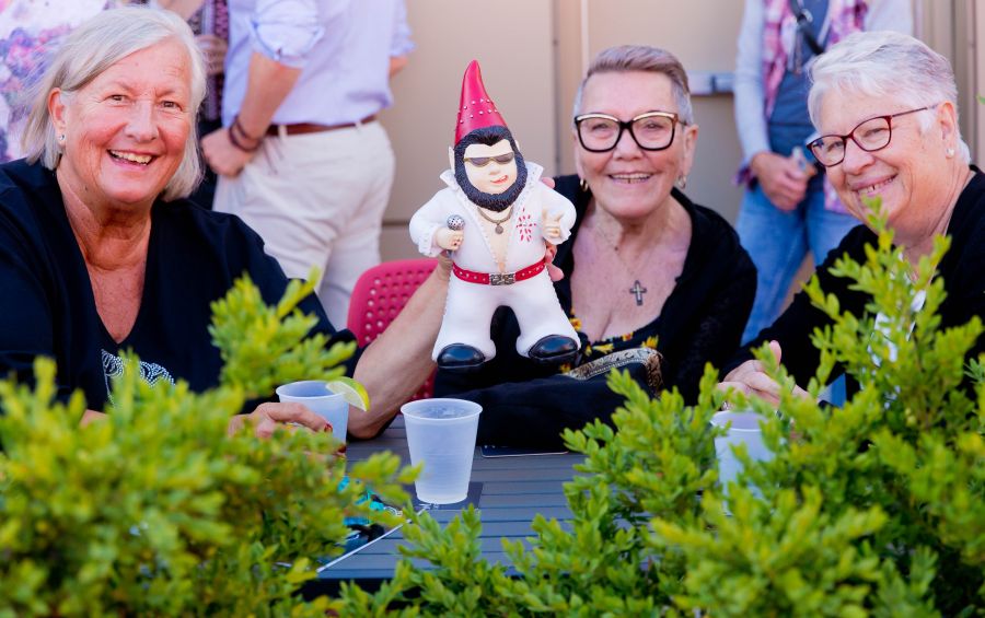 <who>Photo Credit: NowMedia</who> Debbie Miller (left) and Gnome Elvis