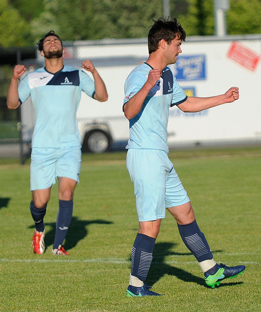 <who>Photo Credit: Lorne White/KelownaNow </who>Zach Sousa, left, and Tyler Shalansky both scored once in Okanagan FC's seventh straight win.