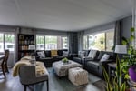 BRIGHT 3-BEDROOM HOME NEAR LAKE AND WINERIES Photo