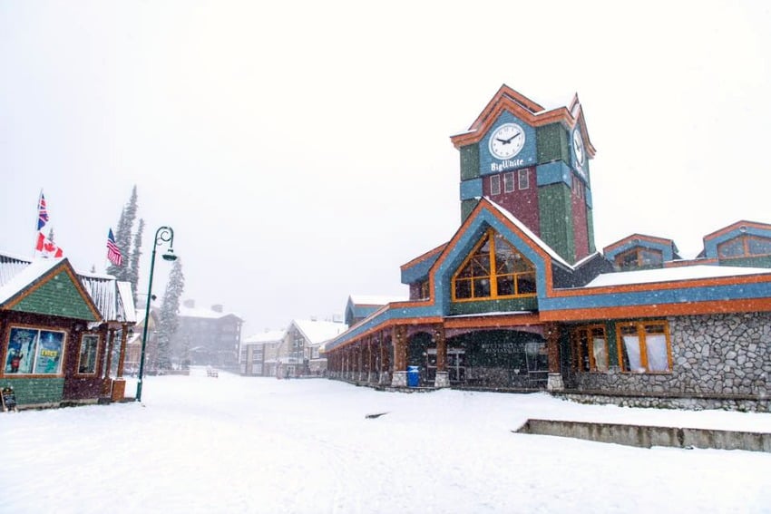 <who>Photo credit: Big White Ski Resort 