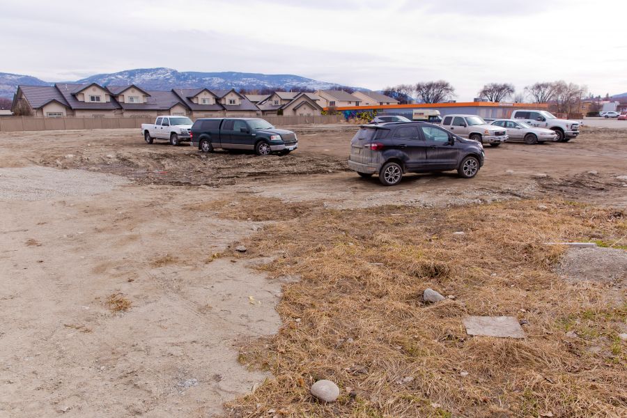 <who>Photo Credit: NowMedia</who> This large vacant lot is adjacent to Roll N Stones and across the street from the opulent Riverside project