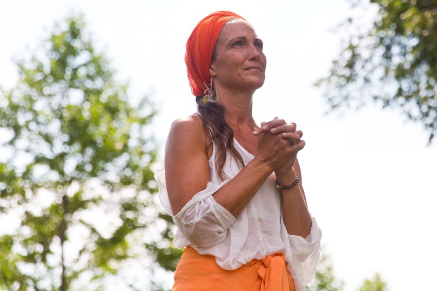 <who>Photo Credit: NowMedia</who>