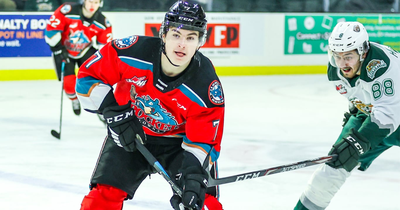 Rockets 8-game winning streak ends in Everett