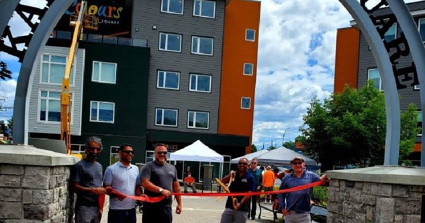 <who> Photo Credit: Contribtued / L>R: Parm Mahal, Jas Mahal, Joshua Knaak, Deputy Mayor Bill Sarai, Bob Hughe